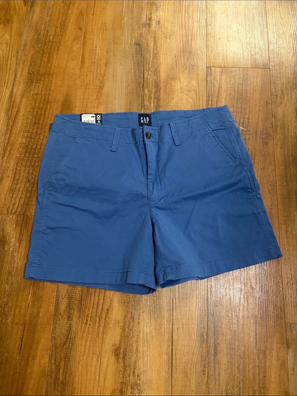 GAP slate blue classic mid rise shorts size 14